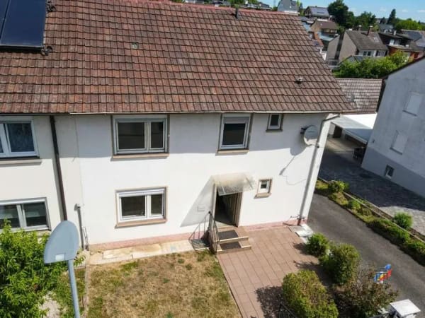 Immobilie in Gondelsheim - Haus mit schönem Grundstück - Mehrgenerationenwohnen möglich - Bild 1