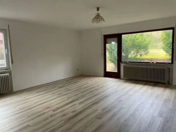 Immobilie in Gründau - ***Modernisiertes EFH  mit ELW in  sehr guter Wohnlage mit freiem Blick** - Bild 3
