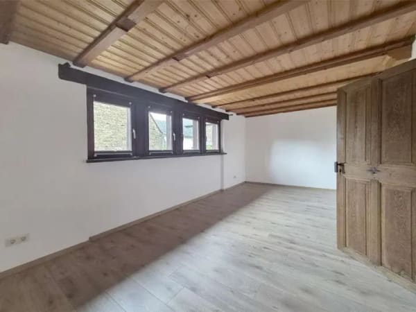 Immobilie in Lehmen - Besonderes Liebhaberobjekt: Fachwerkhaus mit ausgebauter Scheune - Bild 4