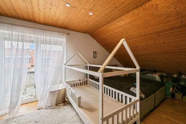 Immobilie in Steinen - Charmante 2-Zimmer-Dachgeschosswohnung in Steinen mit Balkon und Stellplatz - Bild 1