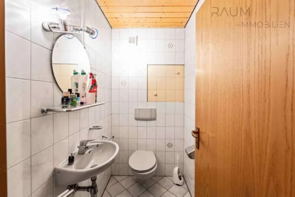 Immobilie in Steinen - Charmante 2-Zimmer-Dachgeschosswohnung in Steinen mit Balkon und Stellplatz - Bild 3
