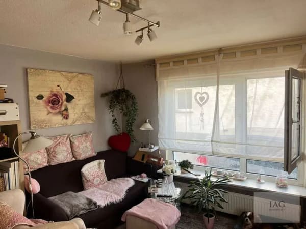 Immobilie in Dreieich - Kapitalanlage in Dreieich/Götzenhain: Vermietete 2-Zimmer-Wohnung in gepflegtem Mehrfamilienhaus - Bild 2