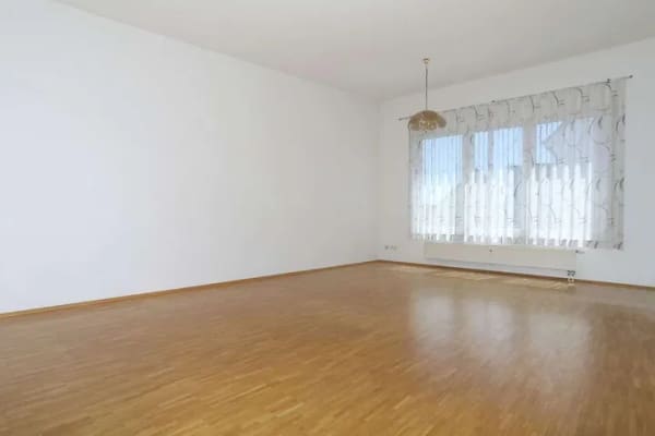 Immobilie in Erligheim - Helle und großzügige Wohnung im betreuten Wohnen in Erligheim - Bild 2