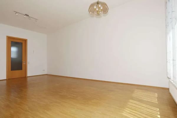 Immobilie in Erligheim - Helle und großzügige Wohnung im betreuten Wohnen in Erligheim - Bild 4