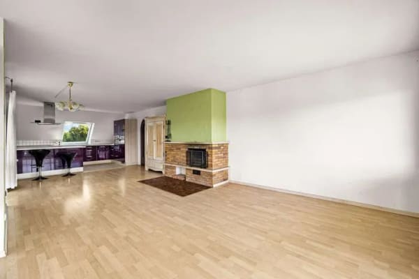 Immobilie in Dasing - Großzügige Maisonettewohnung mit Fernblick, Balkon und Gartenanteil in Dasing! - Bild 3