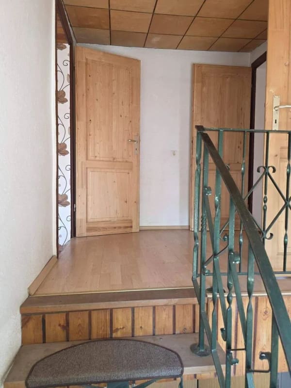 Immobilie in Sömmerda - CORDULA IMMOBILIEN  solides Einfamilienreihenhaus mit Garage, Werkstatt und Garten CORDULA 25 - Bild 2