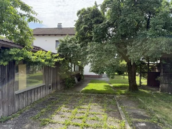 Immobilie in Garching an der Alz - Ihr Projekt startet hier - Renovierungsbedürftiges Haus in ruhiger Lage - Bild 4
