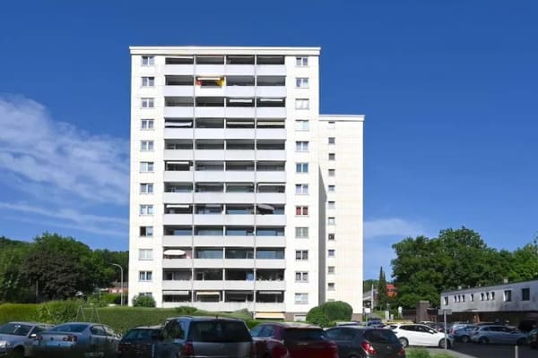 Immobilie in Wülfrath - Modernisierte 2 Zimmer Wohnung mit zwei Balkonen im Erdgeschoss - Bild 0
