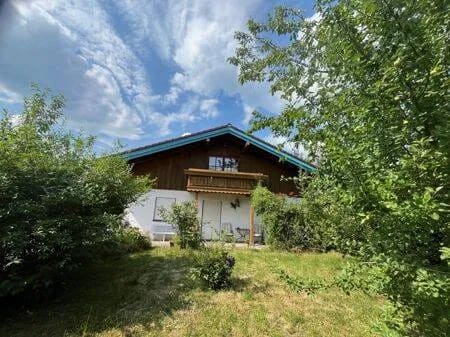 Immobilie in Marquartstein - Einfamilienhaus in zentraler Lage von Marquartstein - Bild 0