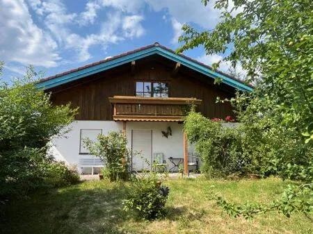 Immobilie in Marquartstein - Einfamilienhaus in zentraler Lage von Marquartstein - Bild 1