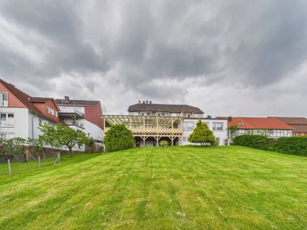 Immobilie in Wesertal - Leben, Arbeiten & Gastgeber sein - Traditionsreiches Gasthaus mit Pension im Weserbergland - Bild 3