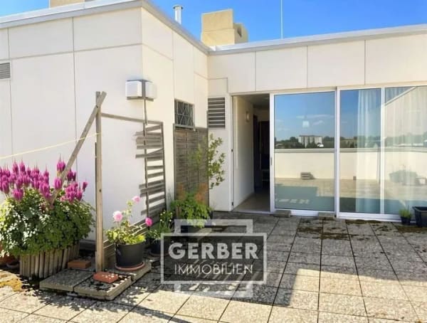 Immobilie in Hof - Penthouse-Rohdiamant in Hof: Aufzug & 35 m² Dachterrasse mit Traumblick, zum Selbergestalten - Bild 0