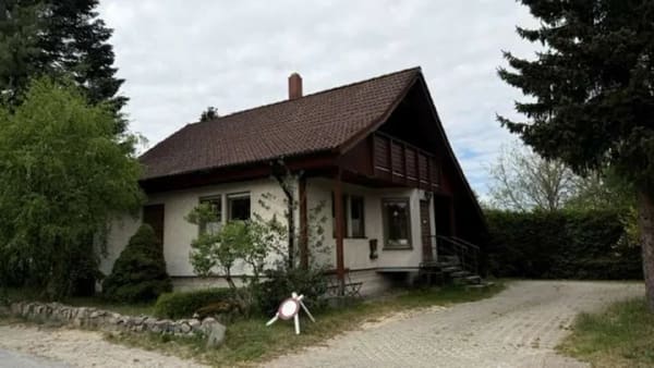 Immobilie in Karlsburg - Ruhige Lage, Initiative notwendig  - Bild 0