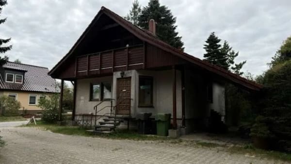 Immobilie in Karlsburg - Ruhige Lage, Initiative notwendig  - Bild 1