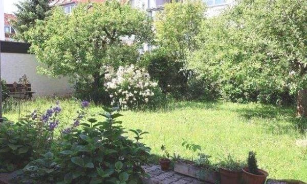 Immobilie in Leinfelden-Echterdingen - MFH in Echterdingen mit freien Wohneinheiten und großem Garten - Bild 0