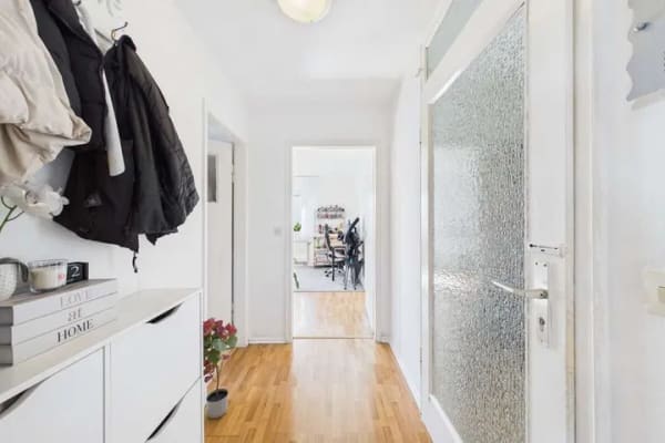 Immobilie in Elchingen - Großzügige 3,5-Zimmer-EG-Wohnung mit Balkon & EBK in Thalfingen - Bild 1