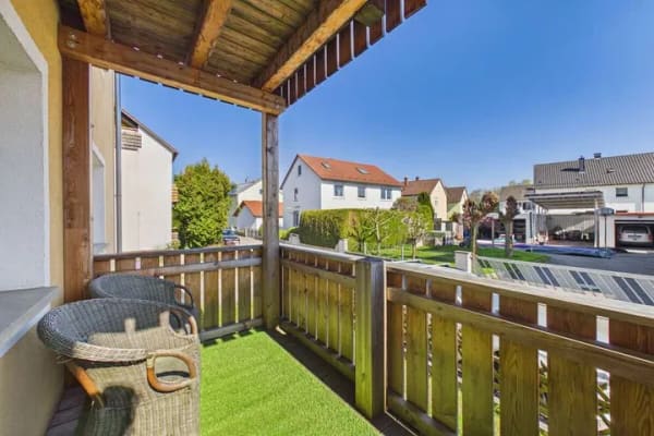 Immobilie in Elchingen - Großzügige 3,5-Zimmer-EG-Wohnung mit Balkon & EBK in Thalfingen - Bild 3