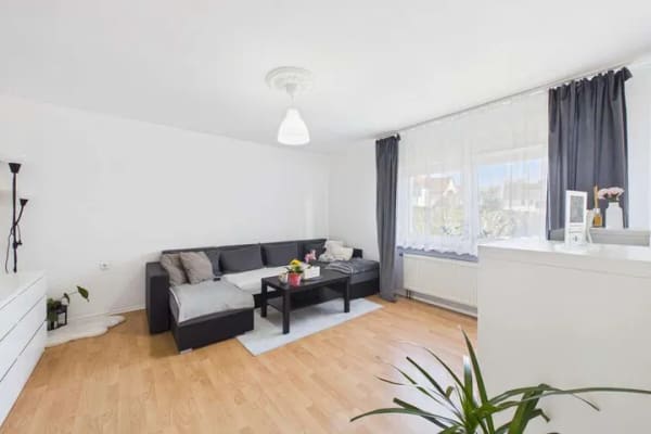 Immobilie in Elchingen - Großzügige 3,5-Zimmer-EG-Wohnung mit Balkon & EBK in Thalfingen - Bild 4