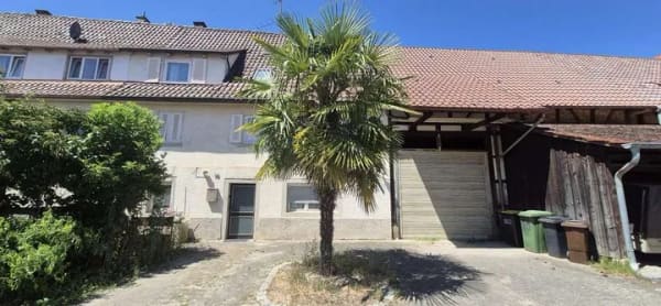 Immobilie in Mühlacker - Charmante Doppelhaushälfte mit großer Scheune und großem Garten - Bild 2