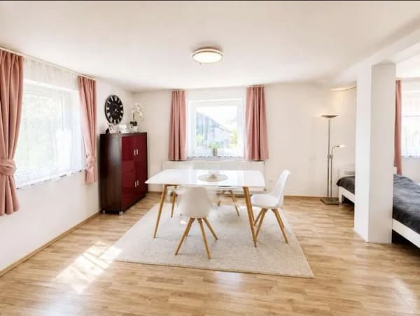 Immobilie in Fischach - ECHTE LANDLIEBE - BEZUGSFERTIGES EFH MIT GROßEM GARTEN NÄHE FISCHACH INCL. ZUSÄTZLICHEM BAUPLATZ - Bild 1