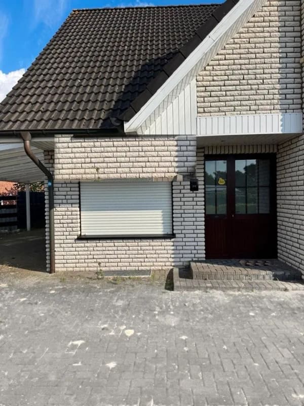 Immobilie in Gersten - Freistehendes Zweifamilienhaus mit Bürotrakt und Garage - Bild 0
