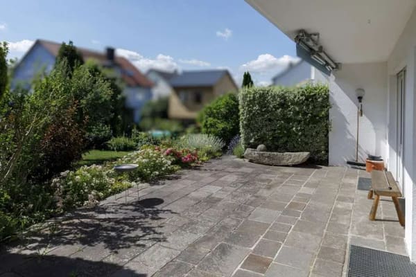 Immobilie in Langenbach - Einfamilienhaus mit Doppelgarage in Langenbach - Bild 2