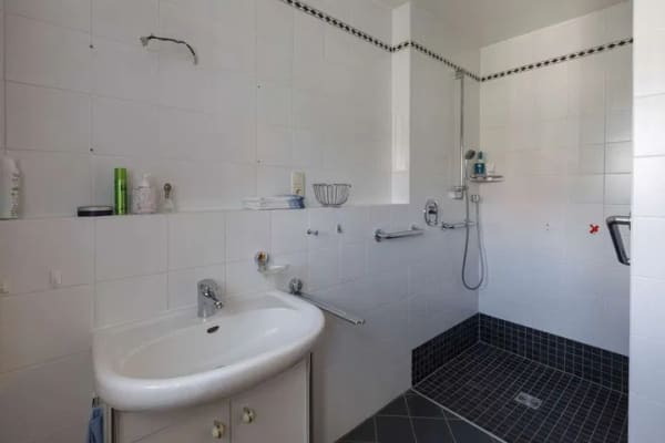 Immobilie in Langenbach - Einfamilienhaus mit Doppelgarage in Langenbach - Bild 4