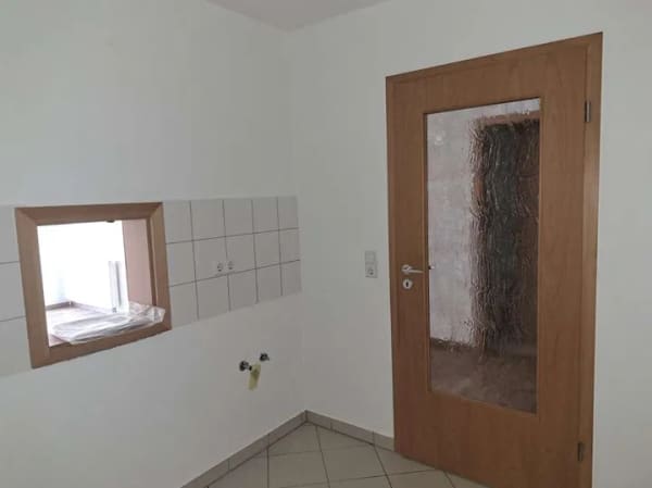 Immobilie in Mulda/Sachsen - Barrierefreie 2-Raum-Eigentumswohnung mit Terrasse, Tiefgaragenstellplatz & Personenaufzug in Mulda! - Bild 2