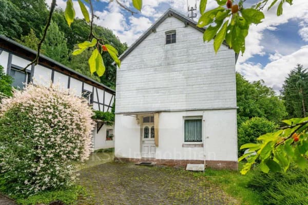 Immobilie in Eitorf - Sanierungsbedürftiges Einfamilienhaus in ruhiger Lage von Eitorf! - Bild 4