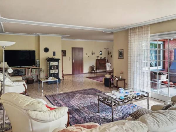 Immobilie in Visselhövede - Großzügiger Walmdachbungalow in ruhiger Sackgassenlage von Visselhövede - Bild 2