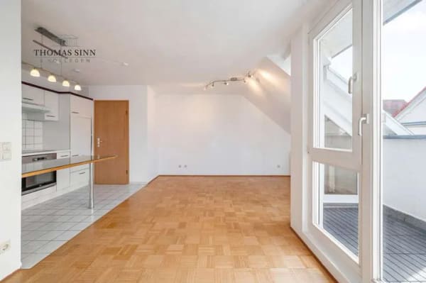 Immobilie in Weinsberg - Kompakt. Gepflegt. Vielseitig. – 2-Zimmer-Dachgeschosswohnung in Weinsberg - Bild 1