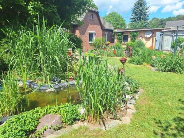 Immobilie in Petershagen/Eggersdorf - Wohnen im Grünen - Haus mit viel Nebengelass - Bild 0