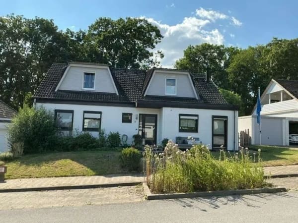 Immobilie in Einbeck - Freistehendes Einfamilienhaus in Einbeck - Bild 0