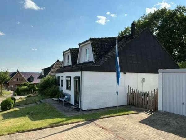 Immobilie in Einbeck - Freistehendes Einfamilienhaus in Einbeck - Bild 2