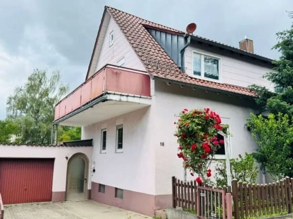 Immobilie in Bretten - ruhige gelegenes 2 Familiendoppelhaus mit großem Garten - Bild 0