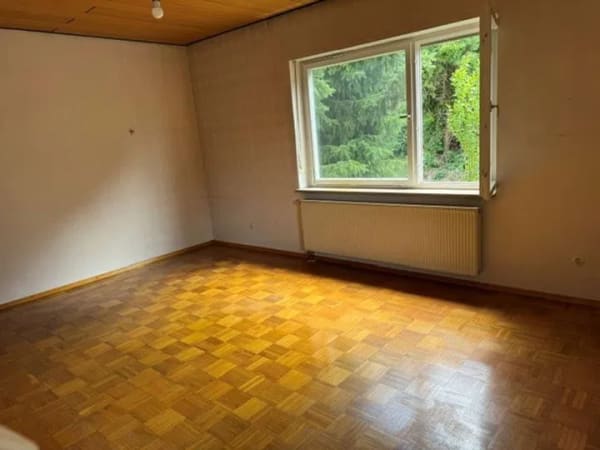 Immobilie in Bretten - ruhige gelegenes 2 Familiendoppelhaus mit großem Garten - Bild 2