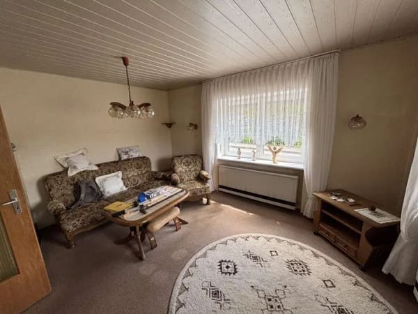 Immobilie in Billigheim - Charmantes Einfamilienhaus mit großem Grundstück und vielseitigem Ausbaupotenzial - Bild 4