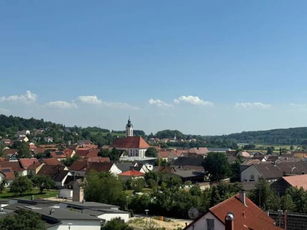 Immobilie in Dischingen - Gepflegtes Einfamilienhaus mit Ausblick - Bild 1