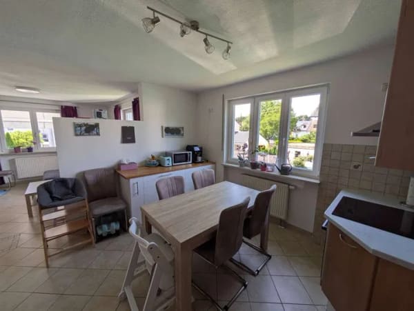 Immobilie in Hebertshausen - Traumhafte 4-Zimmer-Maissonette-Wohnung in Hebertshausen - Bild 2