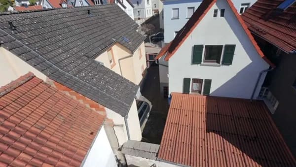 Immobilie in Schöneck - ==  ANGEBOT == Charmantes, kleines Einfamilienhaus. Alternative zur Wohnung - Bild 2