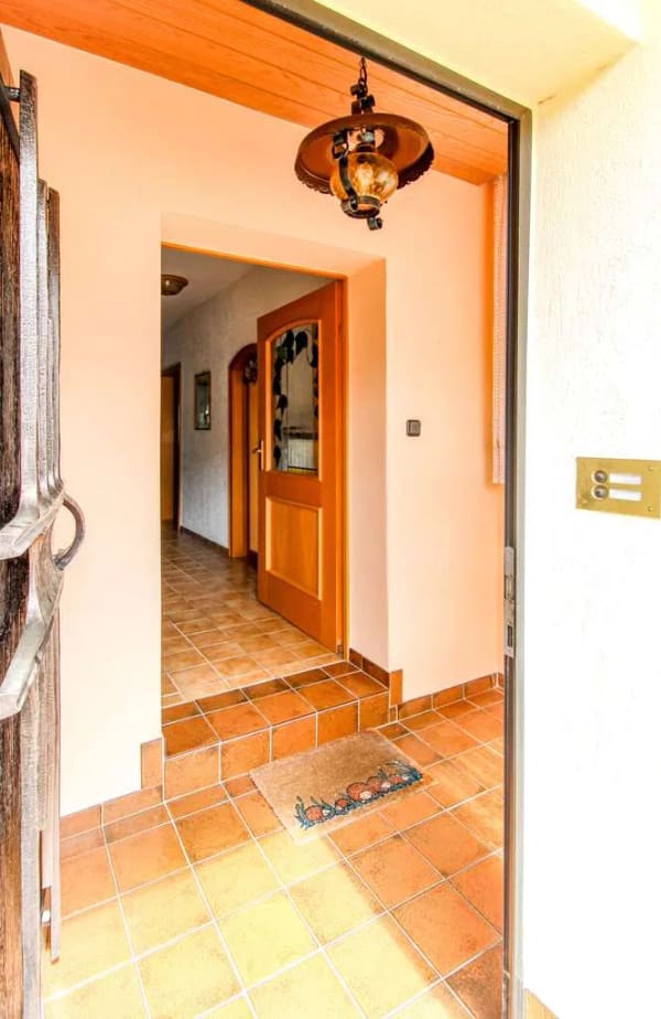 Immobilie in Dornburg - Einfamilienwohnhaus in Wilsenroth mit Garage und schönem Garten - Bild 4
