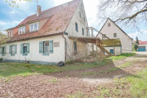 Immobilie in Abenberg - Kernsanierungsbedürftiges Bauernhausensemble mit großem Grundstück und vielseitigem Entwicklungspote - Bild 2