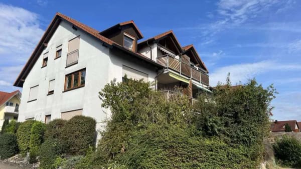 Immobilie in Langenbrettach - Gemütliche 3 Zimmer DG Wohnung mit fantastischem Ausblick - Bild 0
