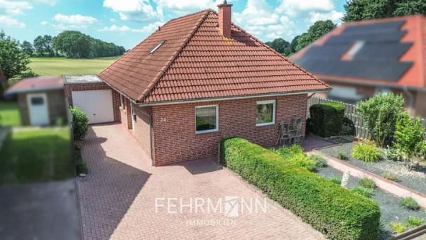 Immobilie in Vrees - Feldrandlage - Gepflegter Bungalow in Vrees zum Kauf - Bild 1