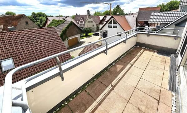 Immobilie in Aspach - Helle & offene 2-Zimmer-DG-Wohnung mit 2 Balkone und Außenstellplatz in Großaspach - Bild 4
