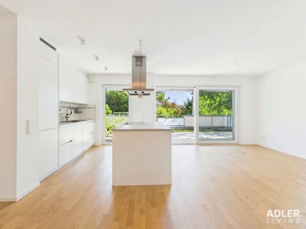 Immobilie in Löchgau - Moderne 4-Zimmer-Erdgeschosswohnung mit Südterrasse, A+ Energieeffizienz und zwei TG-Stellplätzen - Bild 0