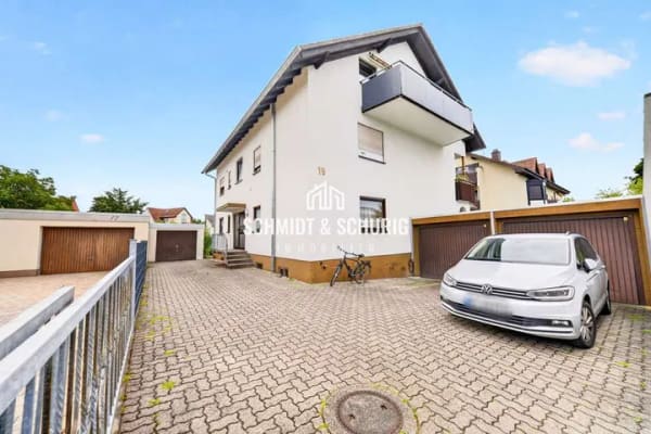 Immobilie in Forst - Großzügige 4-Zimmerwohnung mit Balkon, Garten und Garagenstellplatz. - Bild 1