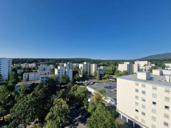 Immobilie in Oberursel - Schöne 3 ZKB im Rosengärtchen mit Garagenplatz und Aussenstellplatz für 2 Fahrzeuge - Bild 0