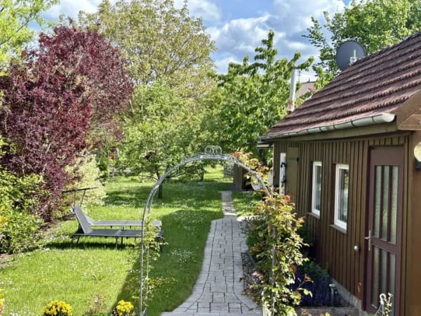 Immobilie in Steinheim am Albuch - Familienfreundliches Einfamilienhaus mit grüner Oase in Steinheim am Albuch - Bild 1