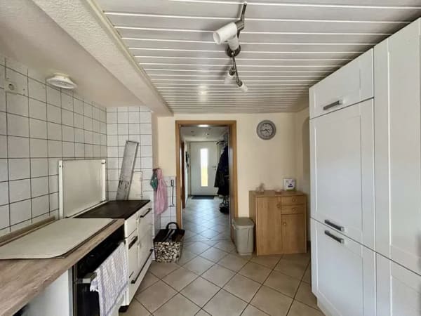 Immobilie in Steinheim am Albuch - Familienfreundliches Einfamilienhaus mit grüner Oase in Steinheim am Albuch - Bild 4